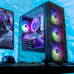 Ryzen 5 Gaming PC - 16GB RX-580 8GB VRAM - Picture 1 of 6