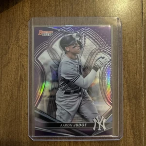 Aaron Judge 2022 Bowman's Best Purple Refractor MVP/250 #33 Yankees - Imagen 1 de 2