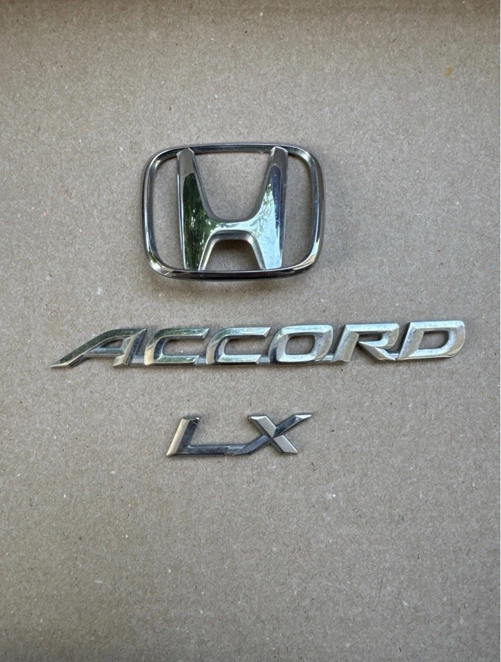Emblema de maletero Honda Accord LX 1998-2002 OEM Foto 1 de 1