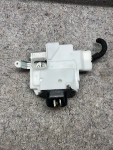 2013 - 2020 Nissan Pathfinder Tailgate Liftgate Trunk Lock Actuator Motor OEM - Picture 1 of 5