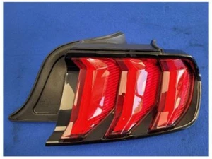 2018-2023 Ford Mustang GT S550 Passenger Rear Tail Light Brake Lamp 2543 - Picture 1 of 12
