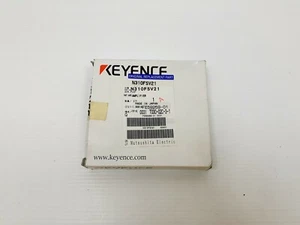 New KEYENCE FS-V21 Dual Digital Fiber Sensor - Picture 1 of 5