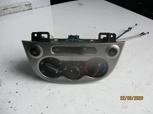 Chevrolet Matiz MK2 2005 - 2009 UNIDAD DE CONTROL DE CALEFACCIÓN MOLDURA ENVOLVENTE - Imagen 1 de 4