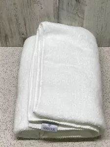 Toalla de baño Matouk Milagro One 30" x 60" blanca usada perfecto estado - Imagen 1 de 5