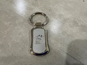 Peanuts Silver Color Snoopy Keychain - Picture 1 of 3