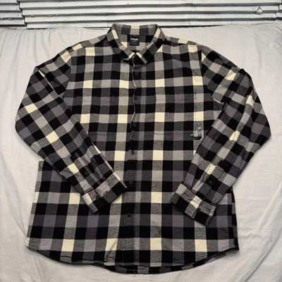 Oakley Shirt Mens 2XL Black Gray Buffalo Plaid Flannel Button Down Long Sleeve - Image 1 of 4