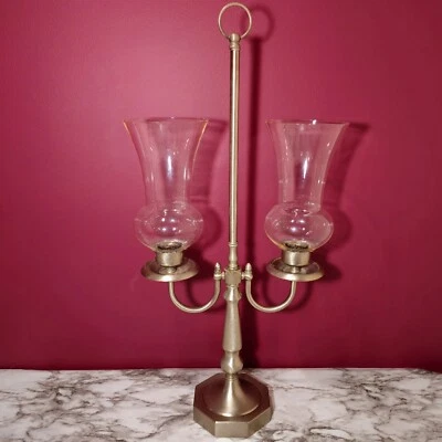 Candelabro Victoriano Doble Vidrio Plata Pesada Metal Decoración 25"" Vintage Foto 1 de 4