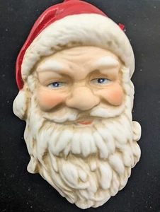 De colección. Cabeza de Papá Noel de porcelana adorno de Navidad agujero trasero para luz/colgar en la pared - Imagen 1 de 7