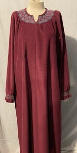 Vintage Vanity Fair Womens Robe Medium Polyester 1/2 Zip. Excellent Condition - Picture 1 of 16