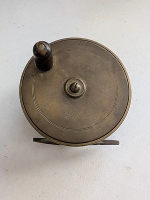 Carrete de pesca con mosca de latón antiguo estilo Birmingham 3" vintage Foto 1 de 4