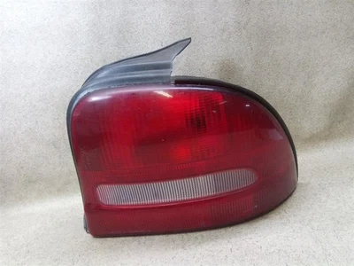 Luz trasera derecha pasajero compatible con Dodge Neon K48-187472 95-99 Foto 1 de 4