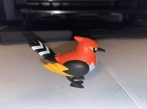Pokemon • FLETCHINDER • PVC Mini Figura • RARO • NINTENDO CORP🔥 - Imagen 1 de 4