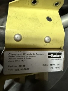 60-16 Cleveland Parking Brake Valve Assembly - Bild 1 von 2