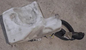 61677179453 Serbatoio tergicristalli  BMW Serie 5 (E60/E61) 520i Ber. - Picture 1 of 6