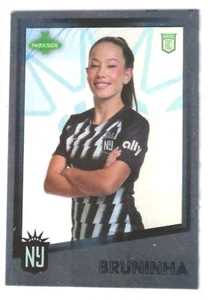 2023 PARKSIDE NWSL VOLUME 1 FOGLIO BRUNINHA ROOKIE RC #25 GOTHAM FC - Foto 1 di 1