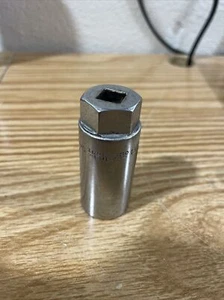 INDESTRO SUPER USA 13/16 SPARK PLUG SOCKET 2748HS 6 pt 3/8 drv w/ rubber insert - Imagen 1 de 4