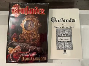 FREE SHIP Diana Gabaldon Outlander 1991 SIGNED 1st Edition/ 13th Print - Book 1 - Picture 1 of 21