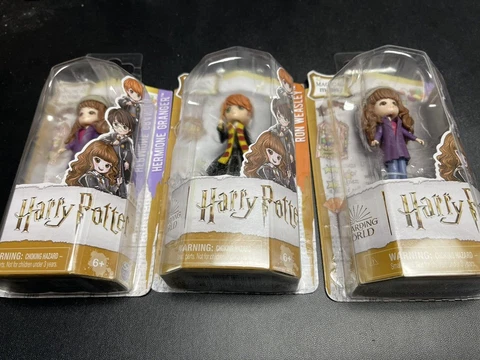 3 Lot Wizarding World Of Harry Potter Magical Minis (1 Ron Weasley & (2 Hermione Cover