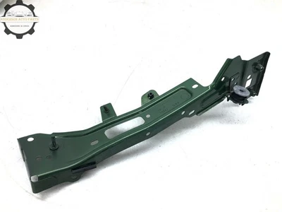 2018-2024 AUDI RS5 RIGHT PASSENGER FRONT FENDER BRACKET OEM - Image 1 of 4