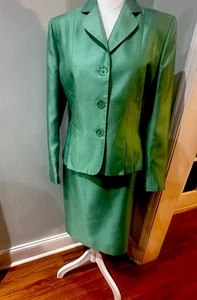 Le Suit Womens Kelly Green 2 Piece Lined Pencil Skirt & Jacket Size 8p Classy - Picture 1 of 10