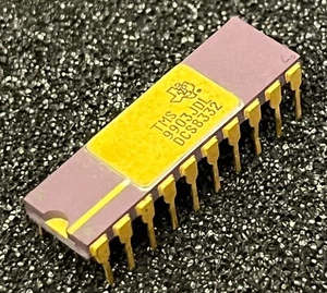 SAMMLERCHIP TMS9903JDL TEXAS INST LILA KERAMIK GOLD FCB10.32 - Bild 1 von 5