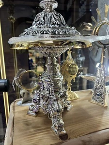 TRONO PER OSTENSORIO OTTONE CESELLATO MANO 22 Cm Made In Italy MANIFATTURA NAPOL - Foto 1 di 5