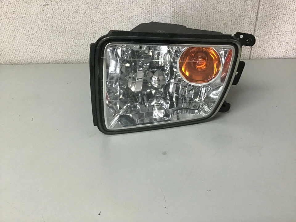 2001 2002 2003 2004 2005 2006 2007 2008 INFINITI QX4 LEFT DRIVER SIDE FOG LIGHT - Image 1 of 4