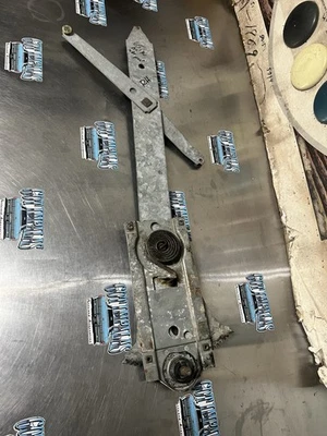 1965-66 Chevrolet Belair 2dr Biscayne RH Window Regulator (J) - Image 1 of 4