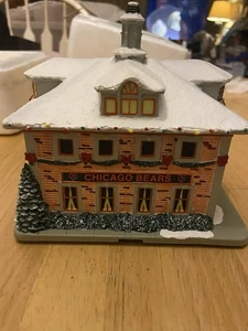 Chicago Bears Hawthorne Weihnachtsdorf Feuerwehrhaus NFL beleuchtet neu im Karton - Bild 1 von 13