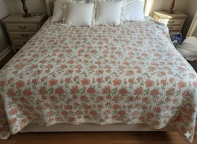 VTG Laura Ashley Country Shabby Chic Floral Print Quilted Queen/Full Bed Spread - Image 1 of 4