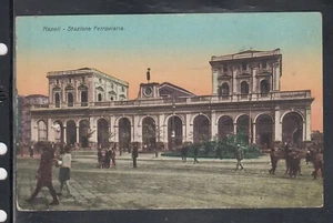 Cartolina Napoli Stazione Ferroviaria ANIMATA Q286 - Foto 1 di 1