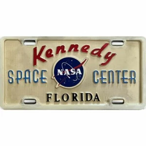 Réplica de rara matrícula antigua vintage del Centro Espacial Kennedy NASA Florida - Imagen 1 de 6