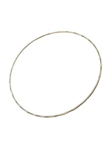 Brazalete apilable de alambre martillado relleno de oro de 1,3 mm - Imagen 1 de 4
