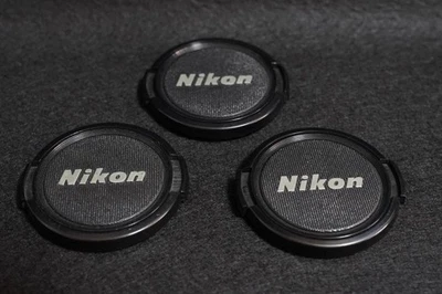 Nikon 52mm Lens Cap Set of 3 Snap-On Covers Used Light Wear No Crack - Image 1 of 2