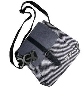 Ogio International Laguna Ava Handtasche Umhängetasche blau Streifen Reißverschluss Laptoptasche NEU - Bild 1 von 9