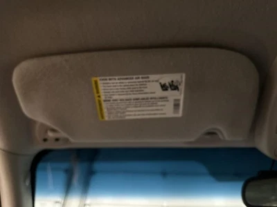 Parasol izquierdo conductor con iluminación compatible 05-07 ENVOY 241747 Foto 1 de 4