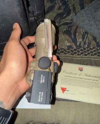 Mira telescópica Trijicon 4x32 ACOG 2017 Stars & Stripes edición limitada (1 millón... Foto 1 de 4