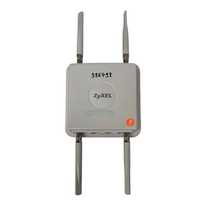 ZyXEL NWA5550-N Wi-Fi AP con 4 antenne da esterno 802.11 a/b/g/n (senza supporto) - Foto 1 di 2