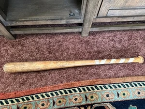 GLOVER-BELT-SLUGGER MAZZA DA BASEBALL IN LEGNO MADE IN THORP WISCONSIN RARA - Foto 1 di 11