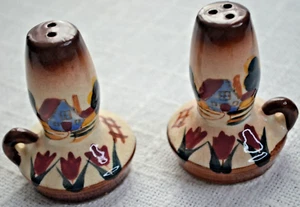 Vintage Hand-Painted Ceramic NC Japan Salt & Pepper Lantern Shakers - Picture 1 of 20
