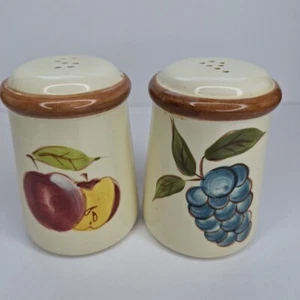 "Around The Orchard" By Home Fruit Salt & Pepper Shakers - Bild 1 von 4