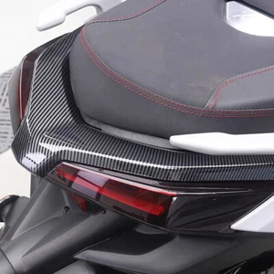 Carbon Look Taillight Rear Case Cover Top Spoiler For YAMAHA X-MAX 250 300 2023- - Picture 1 of 9