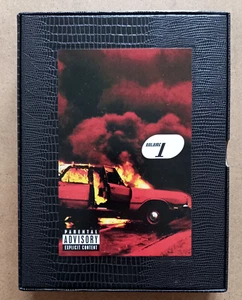 Motley Crue Music To Crash Your Car To Volume 1 BOX (4er Set CDs) Box - Bild 1 von 13