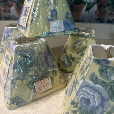 Shabby Waverly Amarillo Azul Rosa Pequeño Juego de Tonos Cuadrados 3 Nuevos 2 Usados (5) Foto 1 de 4