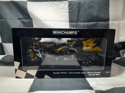 MINICHAMPS - YAMAHA YZR-M1 2007 tech 3 - MAKOTO TAMADA - BICICLETA MODELO ESCALA 1/12 Foto 1 de 4