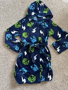 Boys size 10 Minecraft robe - Picture 1 of 3