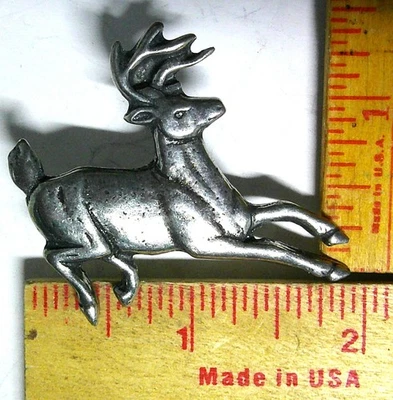 Deer pin vintage collectible old Buck Doe animal hunting hunter venison pinback - Image 1 of 4