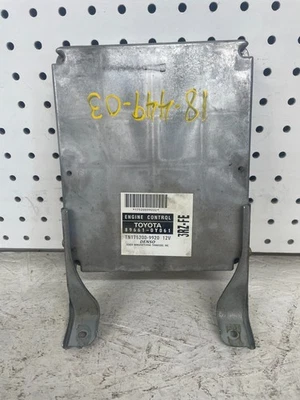 2003 2004 TOYOTA TACOMA 2.7L 3RZ-FE M/T  4WD 4X4 ENGINE COMPUTER ECU 89661-0Y061 - Image 1 of 4