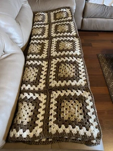 Handmade Afghan Crochet Acrylic Blanket Quilt Granny Square Throw Sofa 73”X 51” - Bild 1 von 8