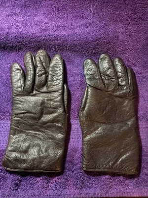 Guantes Coach de cuero marrón para mujer talla mediana. Forro de cachemir. Hecho en Italia Foto 1 de 3